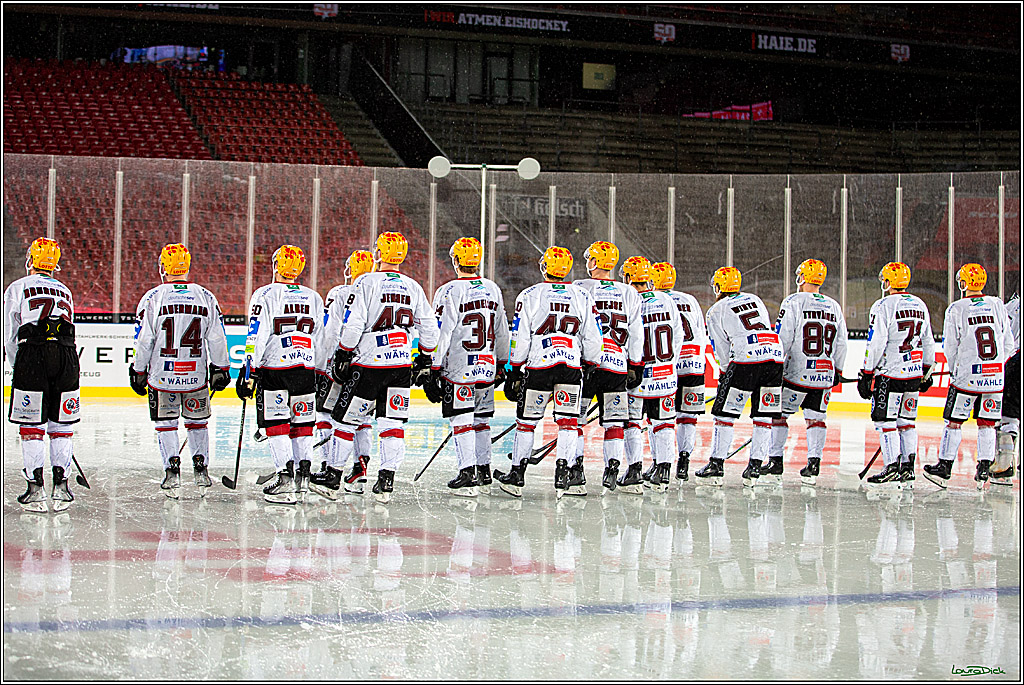PENNY DEL; Koelner Haie- Fischtown Pinguins; Koeln, 22.12.2022
